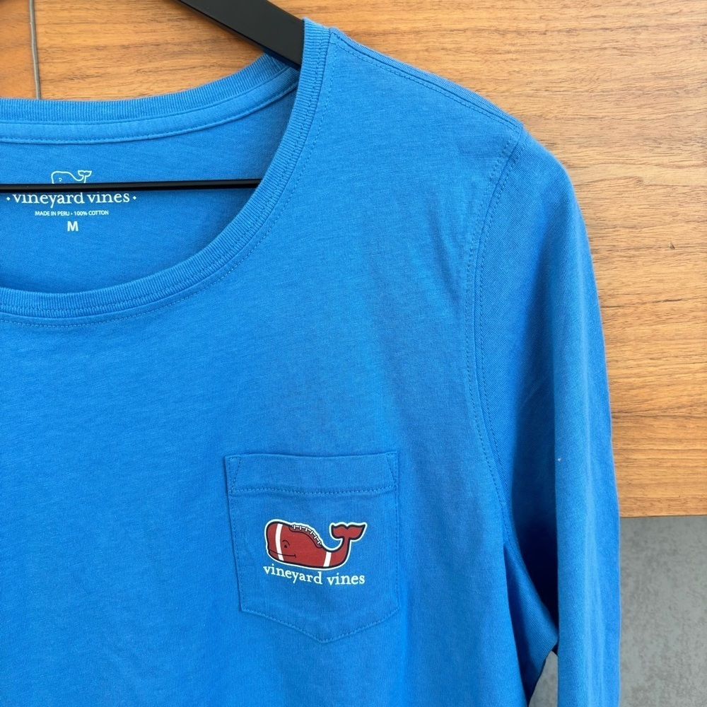 NWT VINEYARD VINES WOMENS L/S PKT TEE TOUCHDOWN, SIZE M - Picture 4 of 9